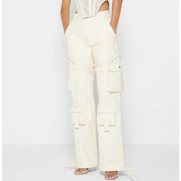 Maniere De Voir SZ 12 Strap Detail Cargo Pants - Cream 100% Cotton NWOT - Picture 1 of 9